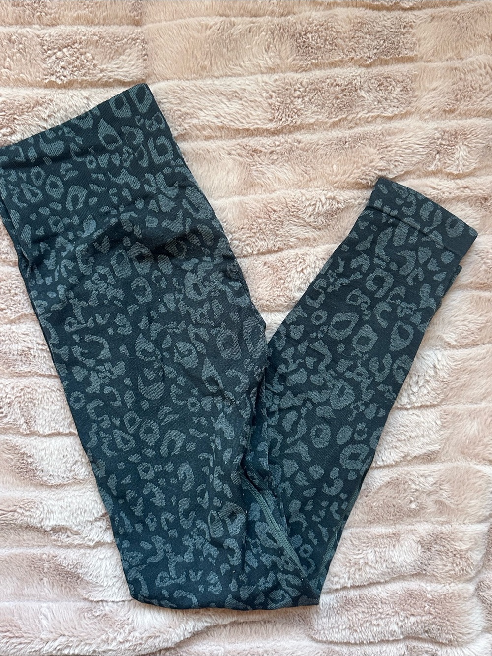 Amazon Black and Gray Leopard Print Leggings
